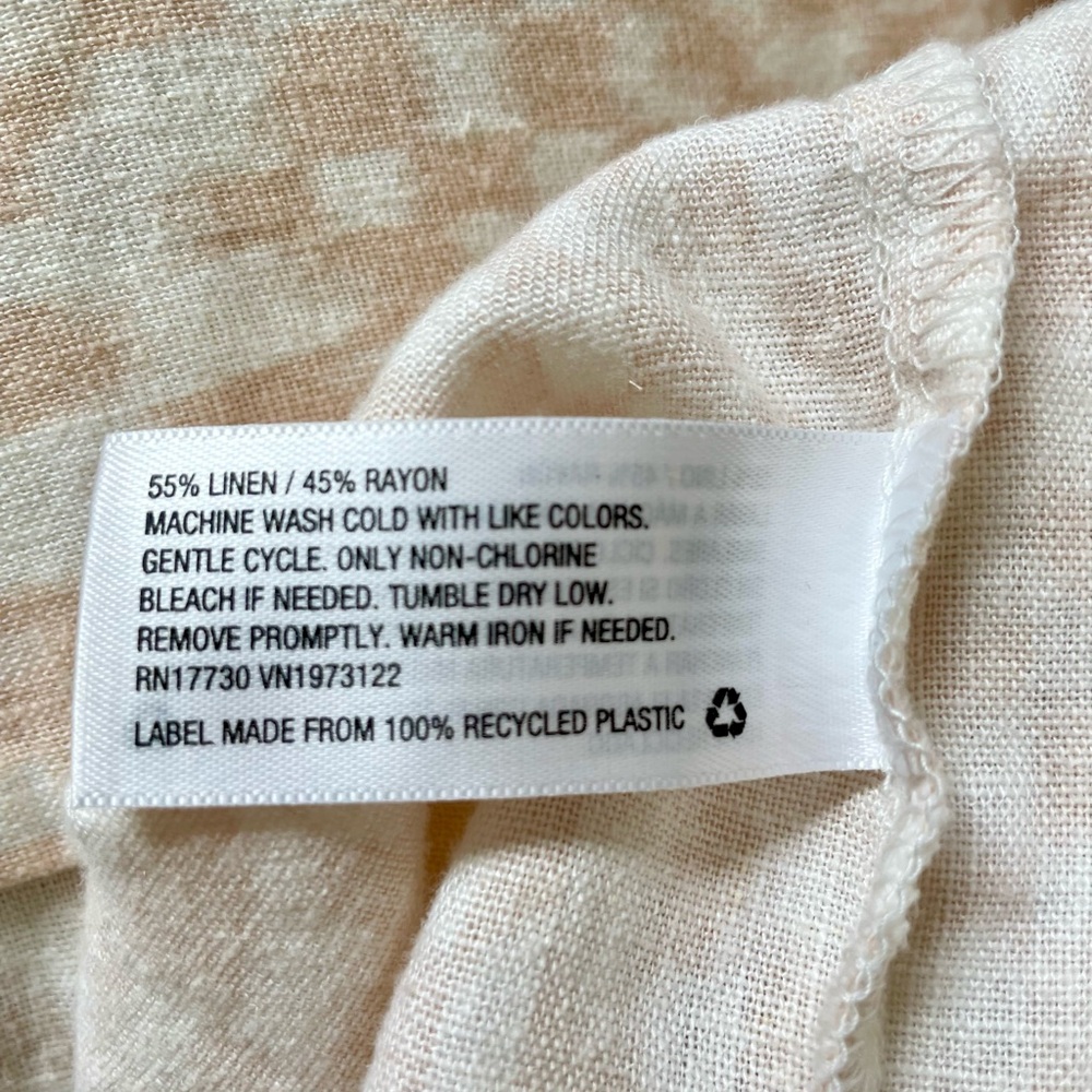 Universal Thread Button Down Shirt - Picture 7 of 7
